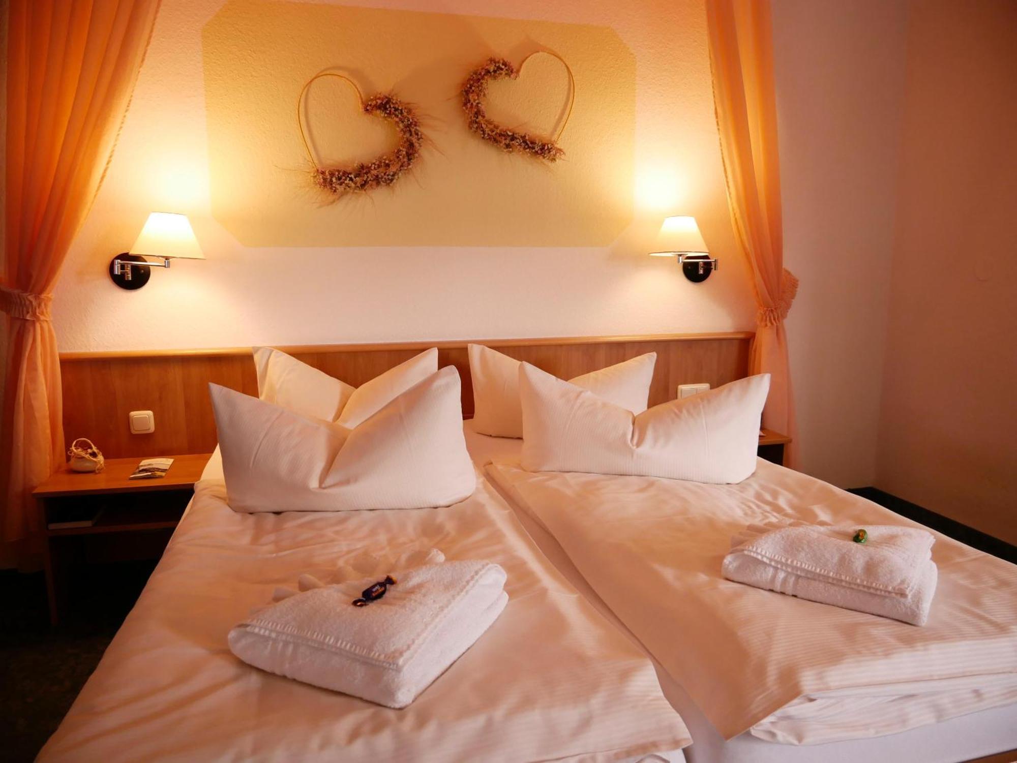 Hotel Waldesruh Lengefeld  Eksteriør bilde